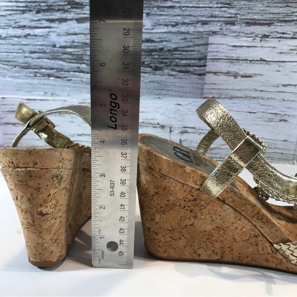 Gianni Bini Gold Wedge Cork Platform Strap Sandals Heels Size 8 - Picture 7 of 7